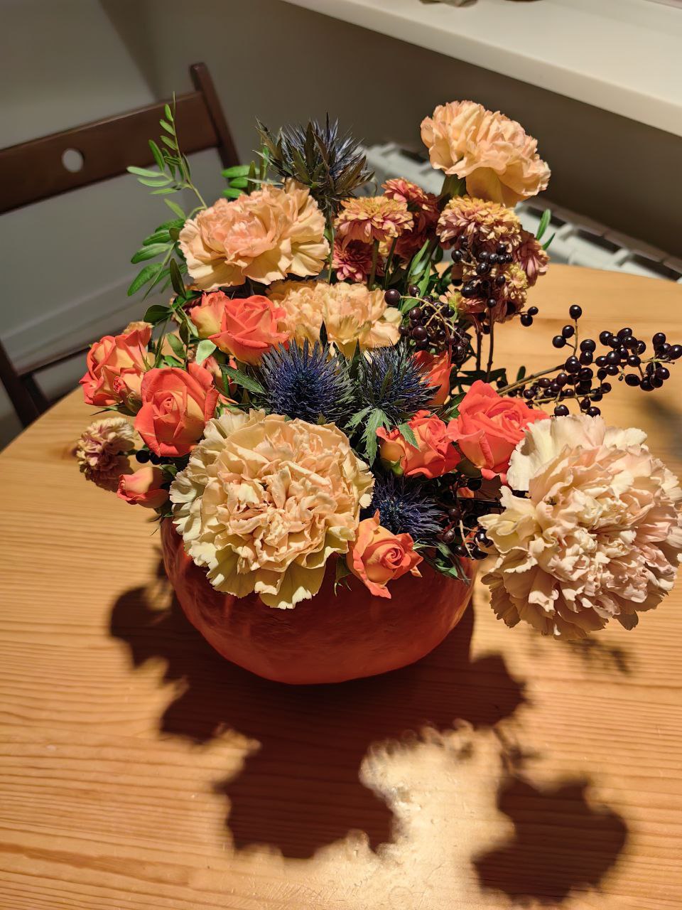 как я сделал флористическую композицию в тыкве image preview